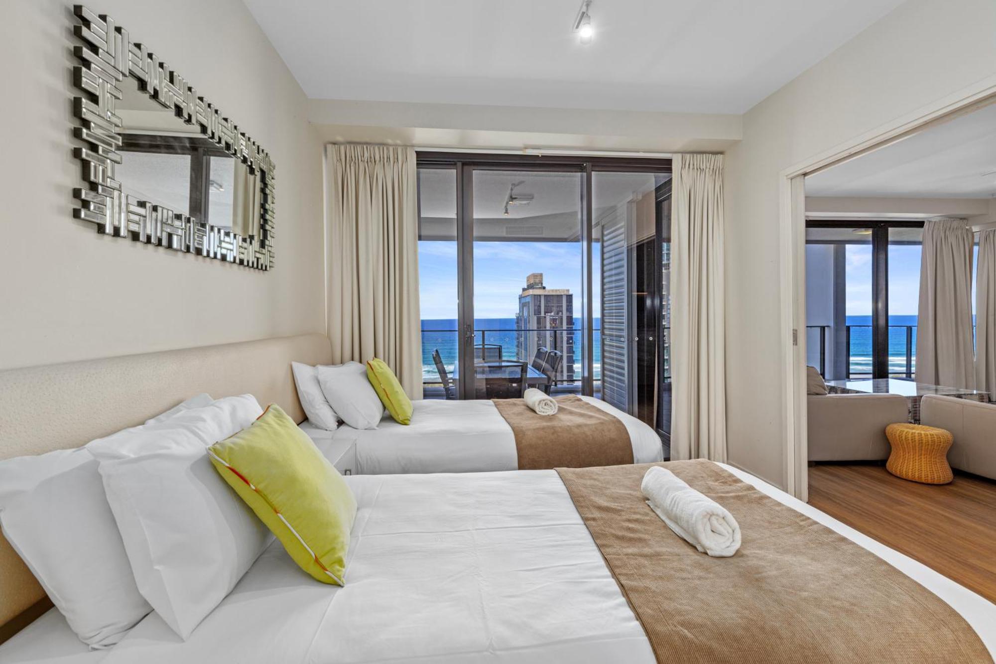 Ultra Broadbeach Gold Coast Esterno foto