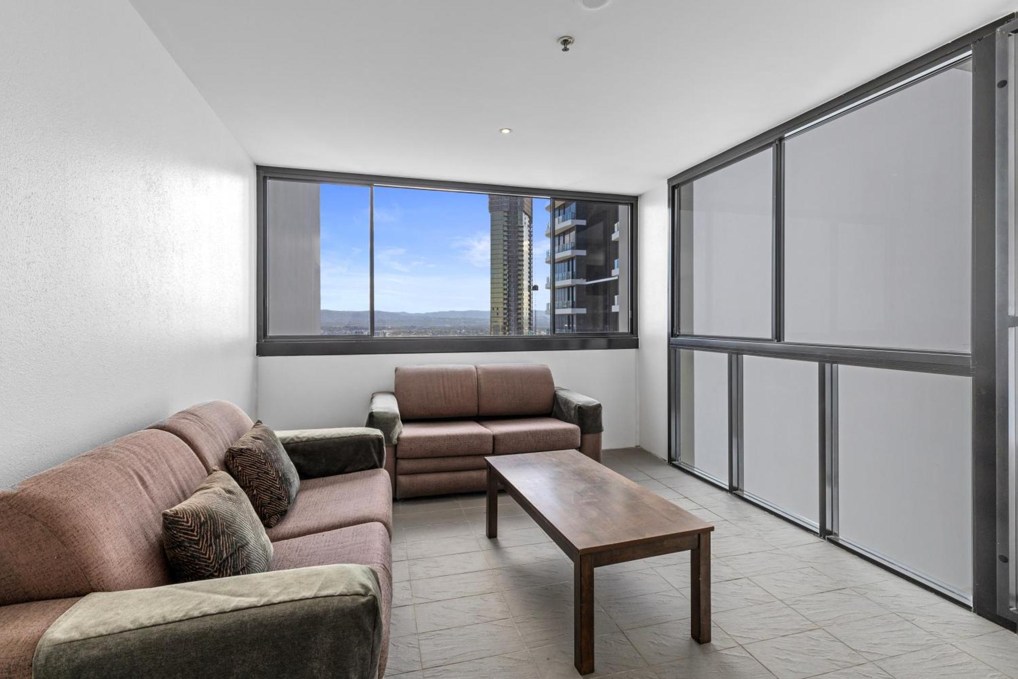 Ultra Broadbeach Gold Coast Esterno foto