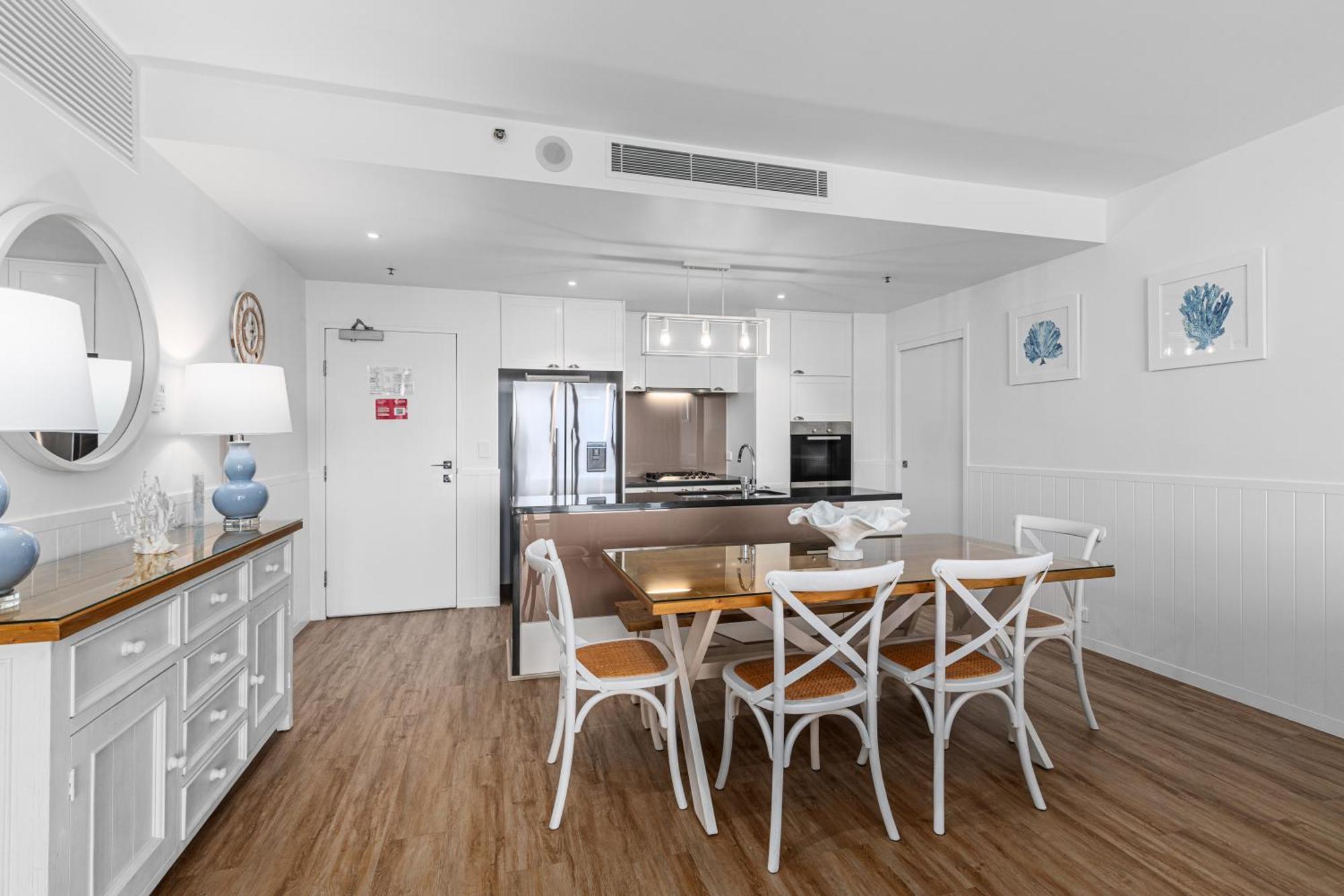 Ultra Broadbeach Gold Coast Camera foto