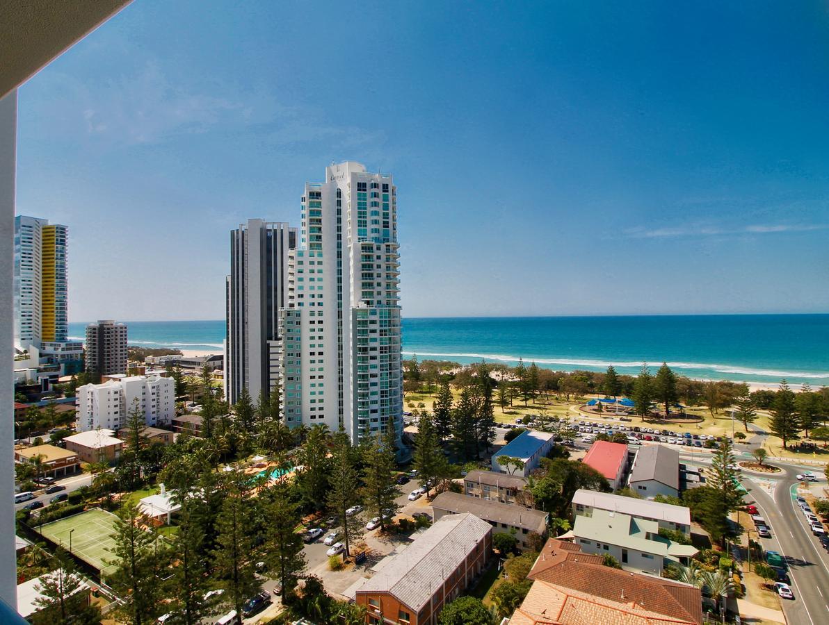 Ultra Broadbeach Gold Coast Esterno foto